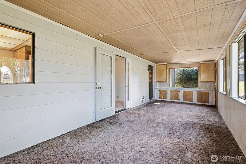 4th image of 15702 SE 128th Street