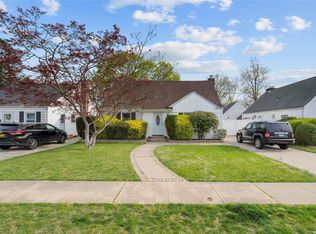 952 Ardmore Rd, Baldwin, NY 11510