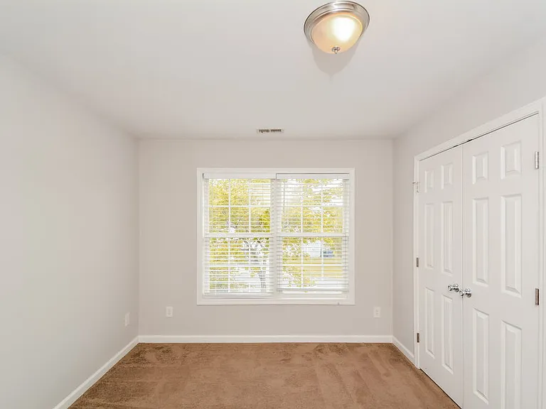 3729 Chancellorsville Ct — Photo 10