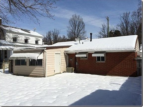 3rd image of 6811 Gracely Dr