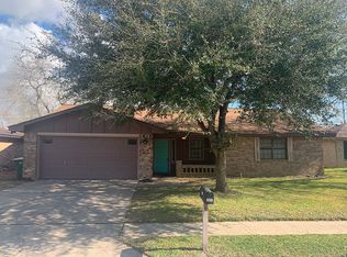 1217 Pennsylvania Ave, Victoria, TX 77904