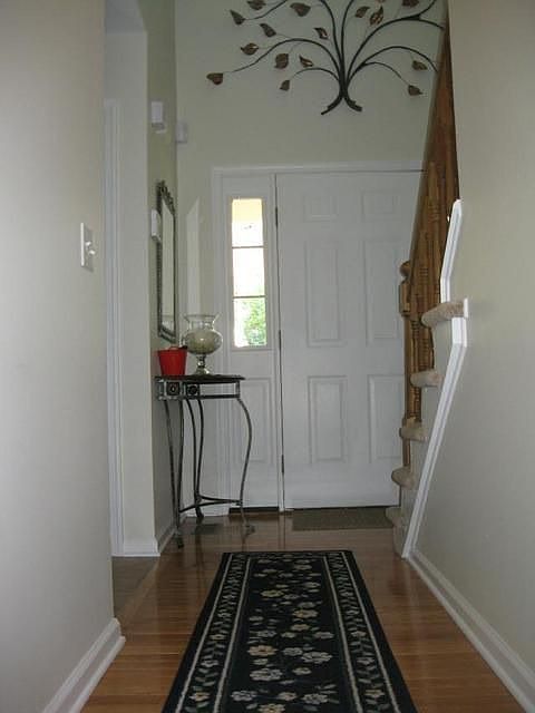 2nd image of 6 Maryland Ave