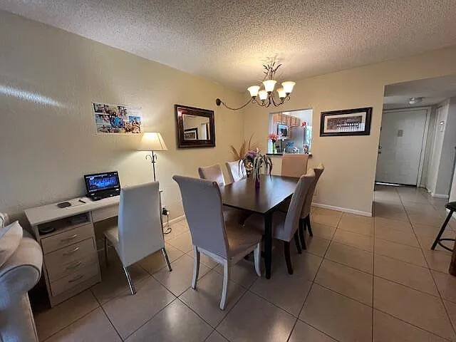 2 bed, 950 sqft, $2,350 — Photo 4