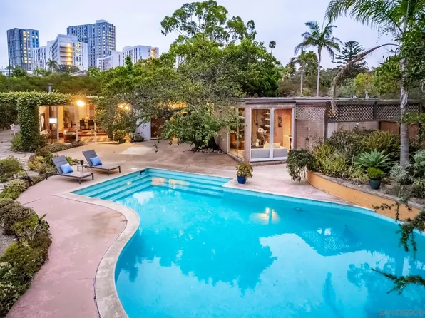 2654 Ellentown Rd, La Jolla, CA 92037