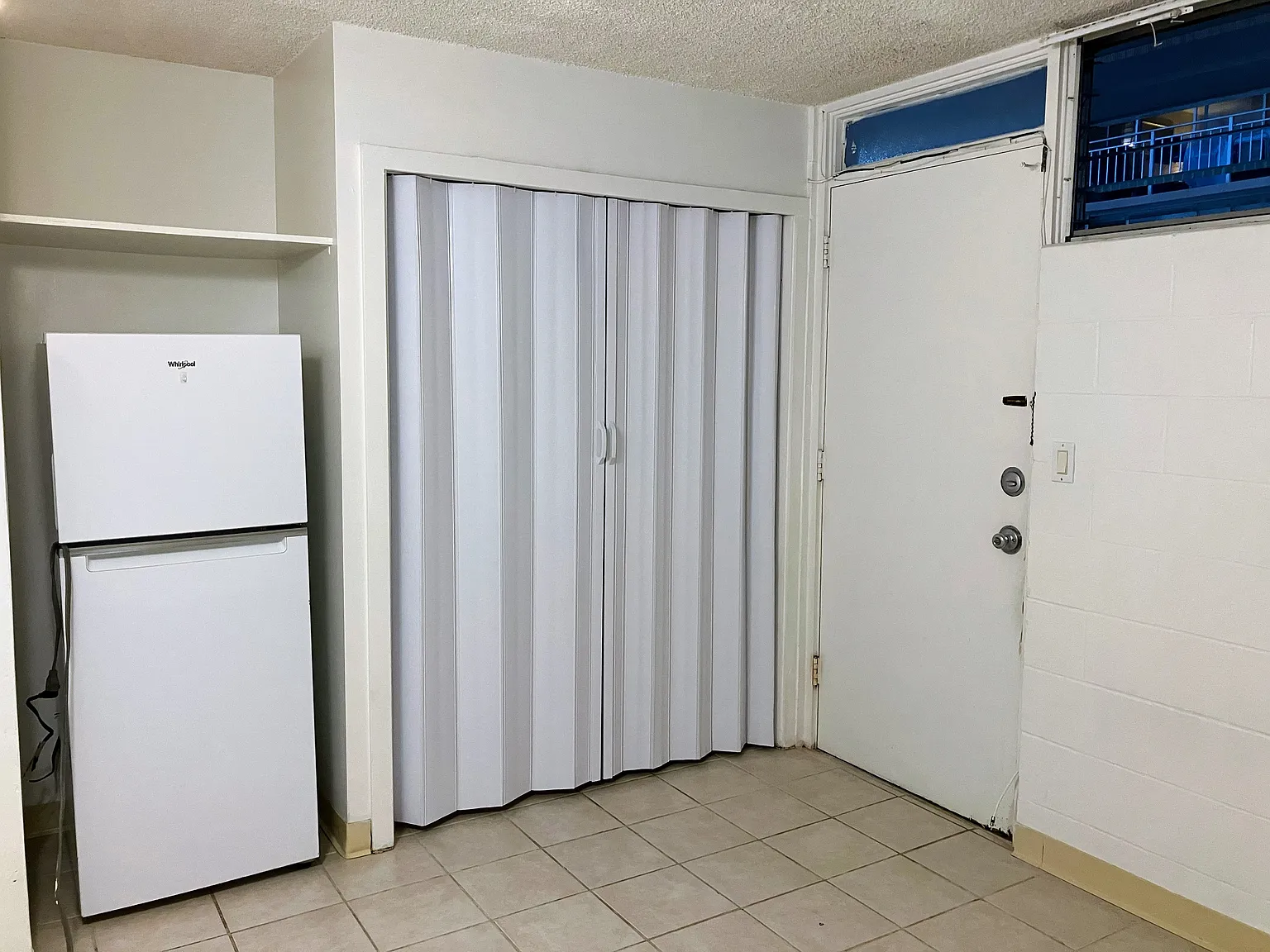 Studio, 180 sqft, $1,075 — Photo 2