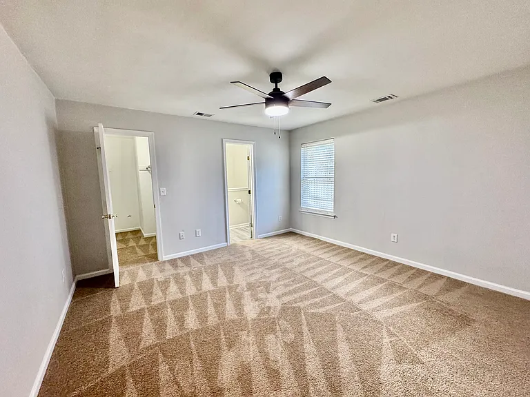 612 Oak Grove Rd — Photo 9