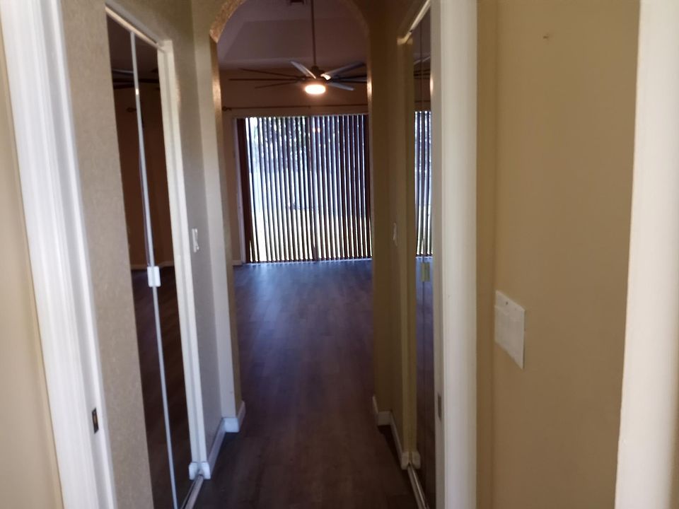 1st image of 1426 SE Navajo Ln