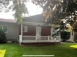 109 Taylor Dr, West Unity, OH 43570