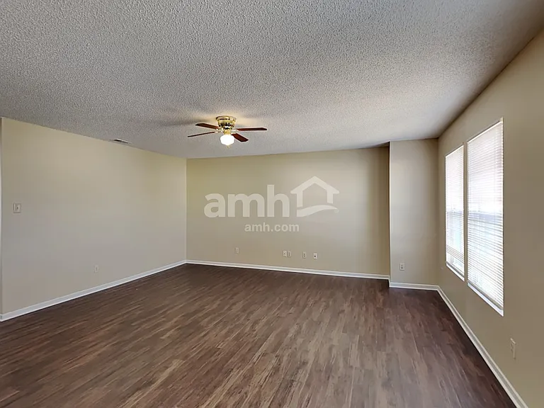 9141 Cherry Grove Ct — Photo 17