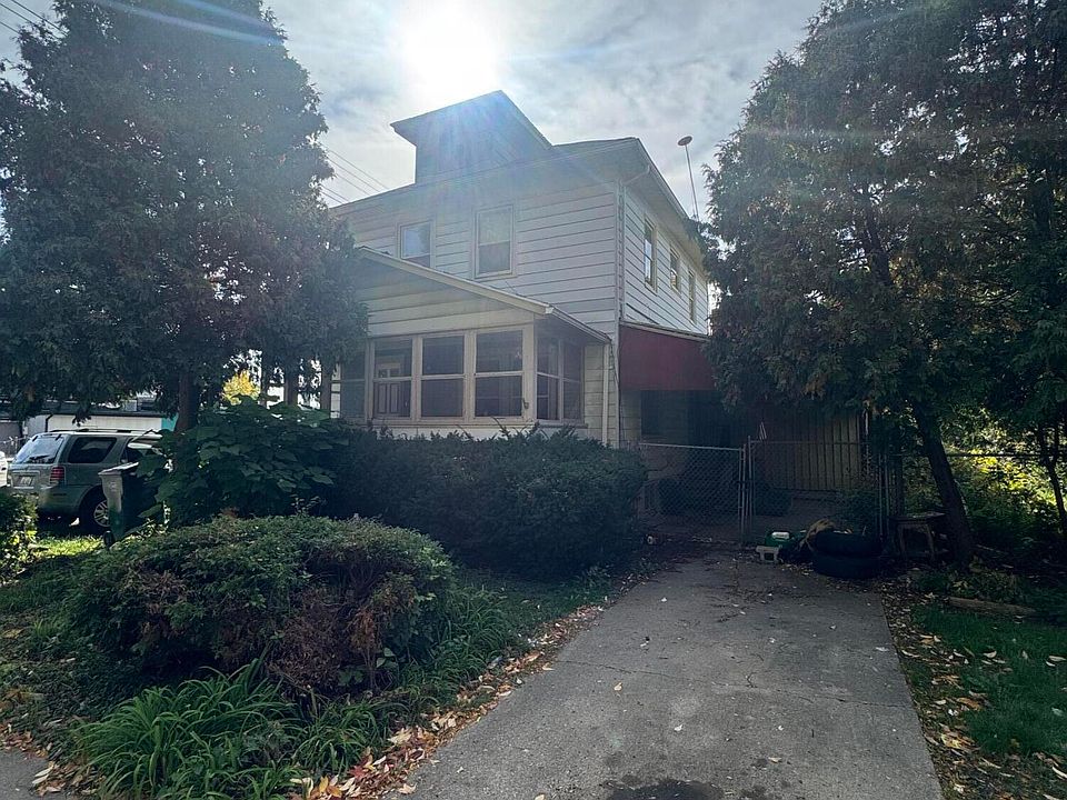 1st image of 117 Smith Ave