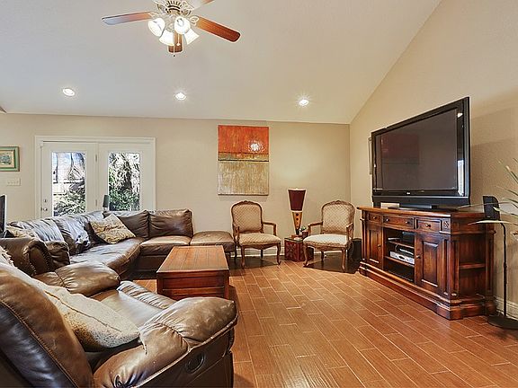 3rd image of 3621 Gallo Dr