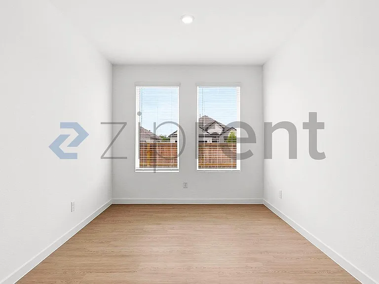 8322 Amber Summit Ln — Photo 10