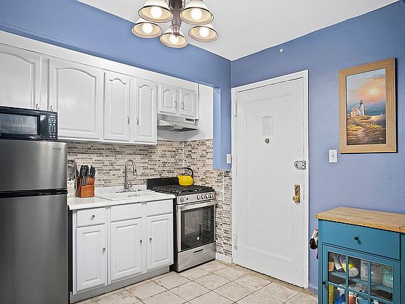 3rd image of 6615 Wetherole St APT A18