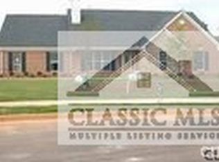 1051 Solitaire Ct #4C, Bishop, GA 30621