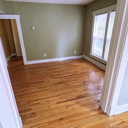 5th image of 54 W Dodridge St