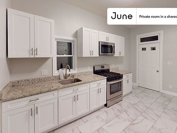 5th image of 2124 13th St SE #1-A