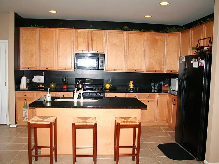 9135 Stonegarden Dr — Photo 12