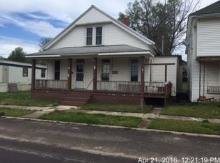 1216 Lyon St, Hannibal, MO 63401