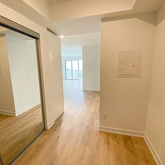 501 Yonge St #3209 — Photo 13