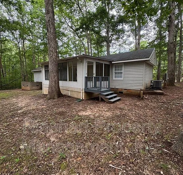 3252 Balkan Dr — Photo 15