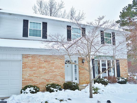 2nd image of 13713 Stonehenge Ct
