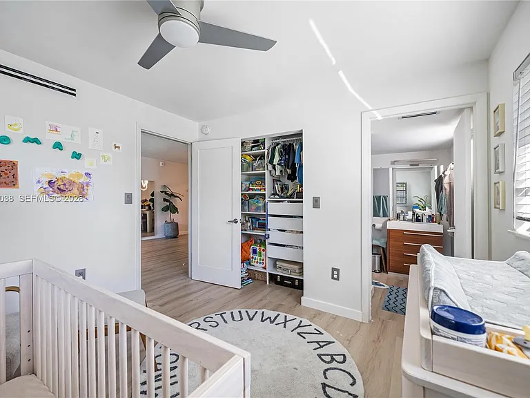 1900 Meridian Ave #204 — Photo 22