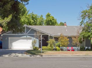 22190 Loch Lomond Dr, Canyon Lake, CA 92587