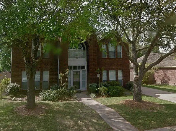 6308 W Oaks Cir N, Pearland, TX 77584