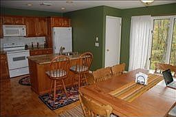 3rd image of 22 Forest Dr