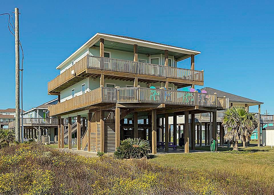 1st image of 848 Gulf Shores Dr