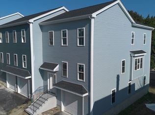 17-17 Mott St #B, Worcester, MA 01604