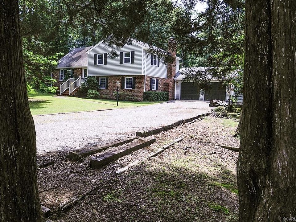 1st image of 9311 Falcon Dr