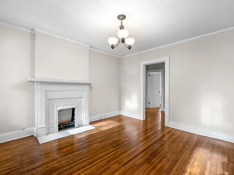 444 Walnut Ave — Photo 4