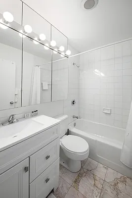 Rented by Global Realty Opportunities | media 16