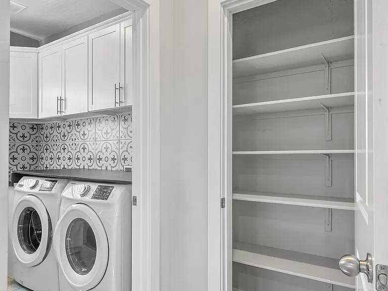 laundry room, hallway closet