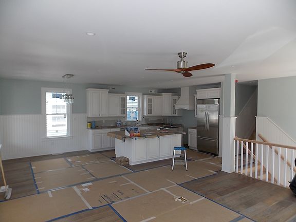 2nd image of 911 Fourth Street