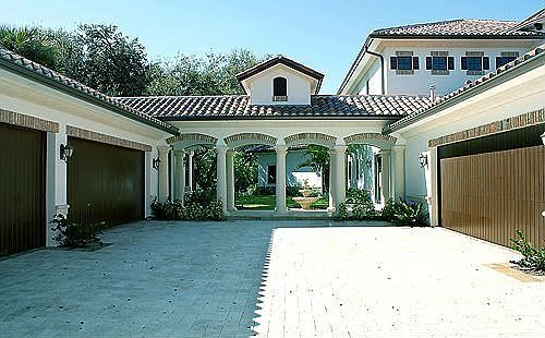 3rd image of 16225 Bridlewood Cir