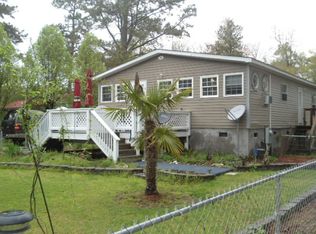 261 Isle Vue Dr, Aurora, NC 27806