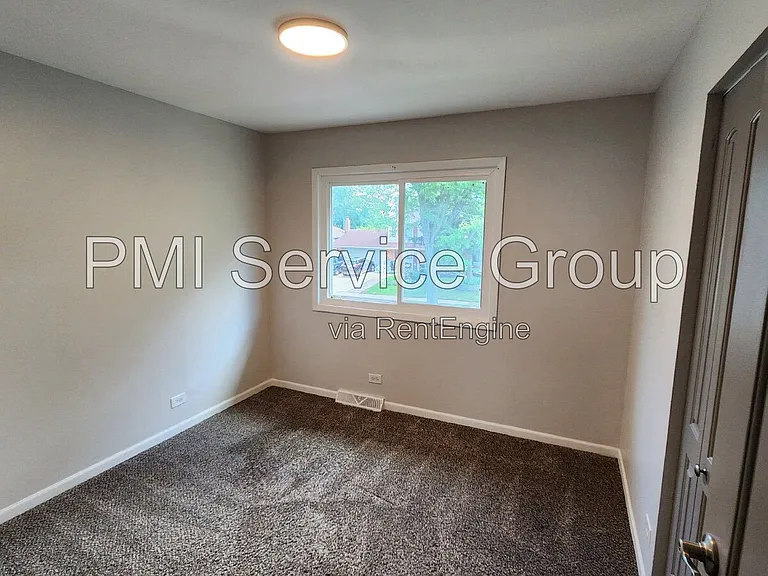 418 Assembly Dr — Photo 12