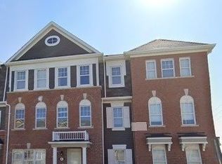 205 Remembrance Rd, Brampton, ON L7A 4P1