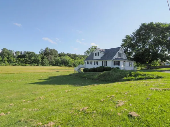 4452 Glendale Rd, Galax, VA 24333