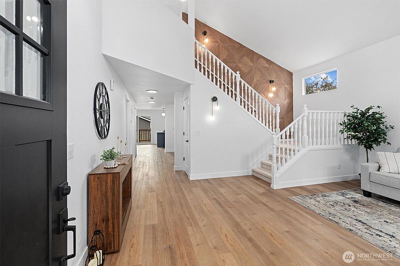 2nd image of 18515 147th Court SE