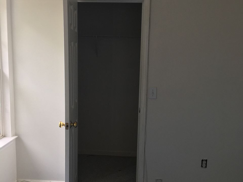 1st image of 6084 Camden Forrest Dr