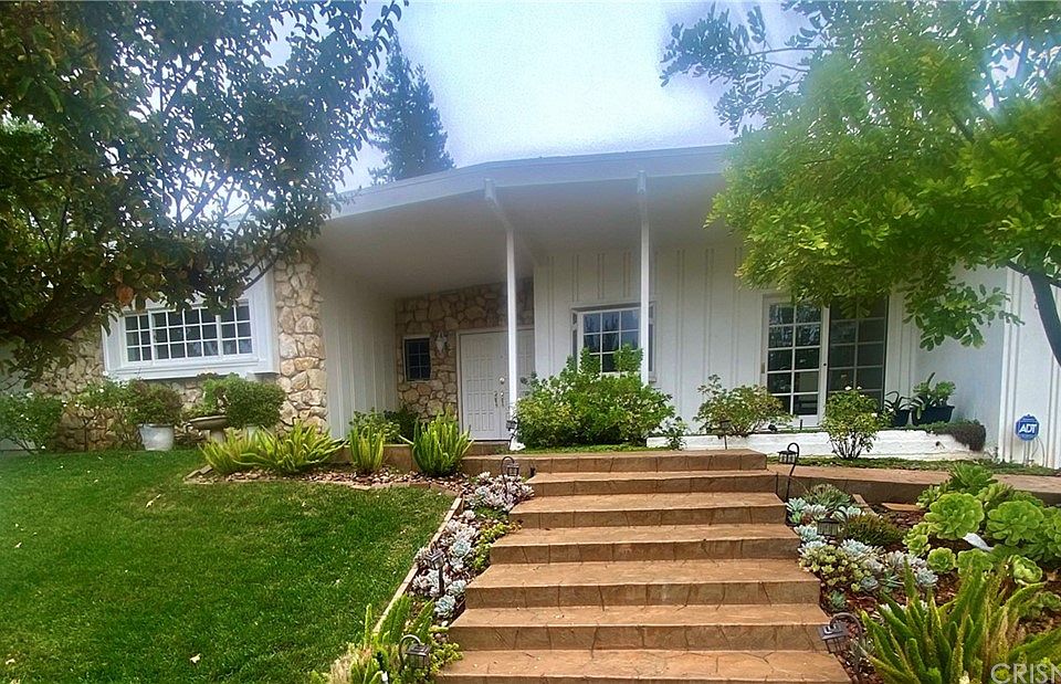 1st image of 18848 La Amistad Pl