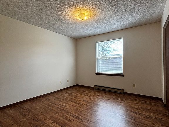 5th image of 745 W Hamilton Ave #Eau