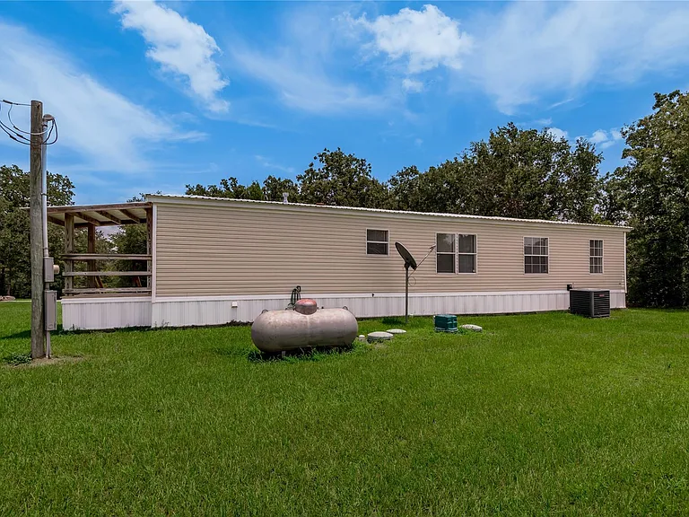 37 Riverside Ln #A — Photo 30