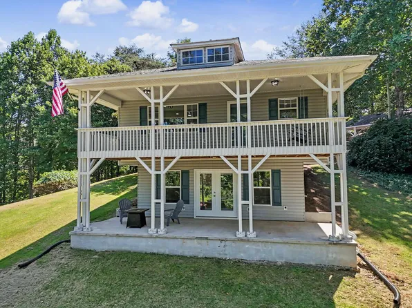 383 Morgan Dr, Hiawassee, GA 30546