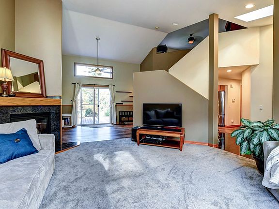 5th image of 15431 87th Dr NW