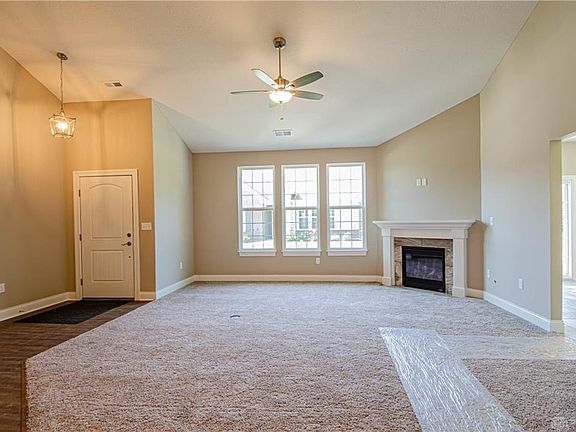 2nd image of 1199 Bourdeaux Way
