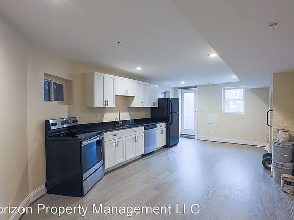 2nd image of 2740 Saint Paul St #17514706